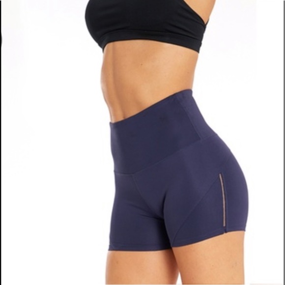 marika high waist shorts